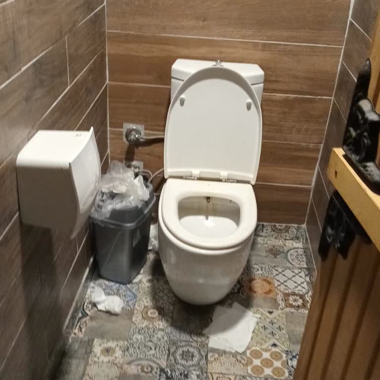 Royal Beach Club'ta Hijyen Sorunu Ve Acil Otel Değişikliği Talebi