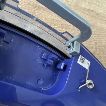 Dyson Spot Scrub AI Robot Süpürge Tank Parçası Kırıldı Ve Yedek Parça Yok