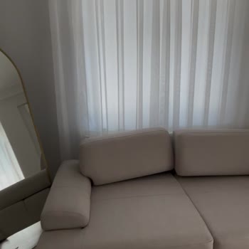 Brea Salon Takımında Bozuk Parçalar Ve Yetersiz Servis