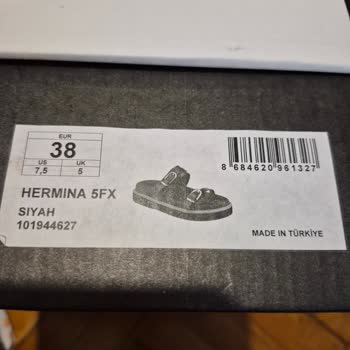 Ayak Boyanması Ve Su Toplaması İle Sağlık Riski: Nine West Terlik İadesi Talebi