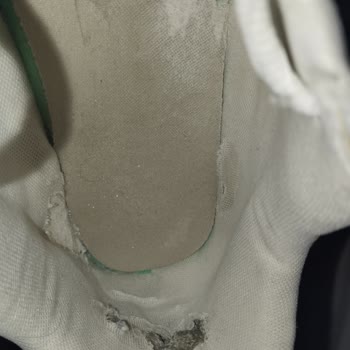 Puma Ayakkabısının Astarı 10 Ayda Parçalandı, Ücret İadesi İstiyorum