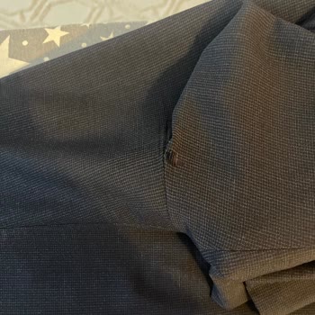 Kısa Sürede Yırtılan Takım İçin Değişim Talebine Karşı Sadece Para İadesi Teklifi
