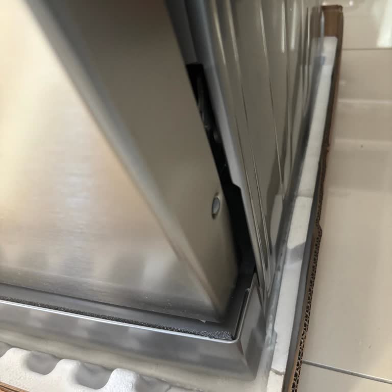 Arçelik Bulaşık Makinesinin Kapısı Yanlış Oturmuş, Acil Değişim İstiyorum