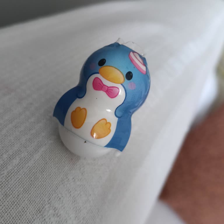 A101 Maltepe Şubesinde Penguen Oyuncağının Baskısı Yamuk Çıktı