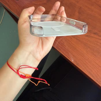 Iphone 17 Pro Kılıfın Renk Değişimi Ve Çatlamalarına Değişim Reddi