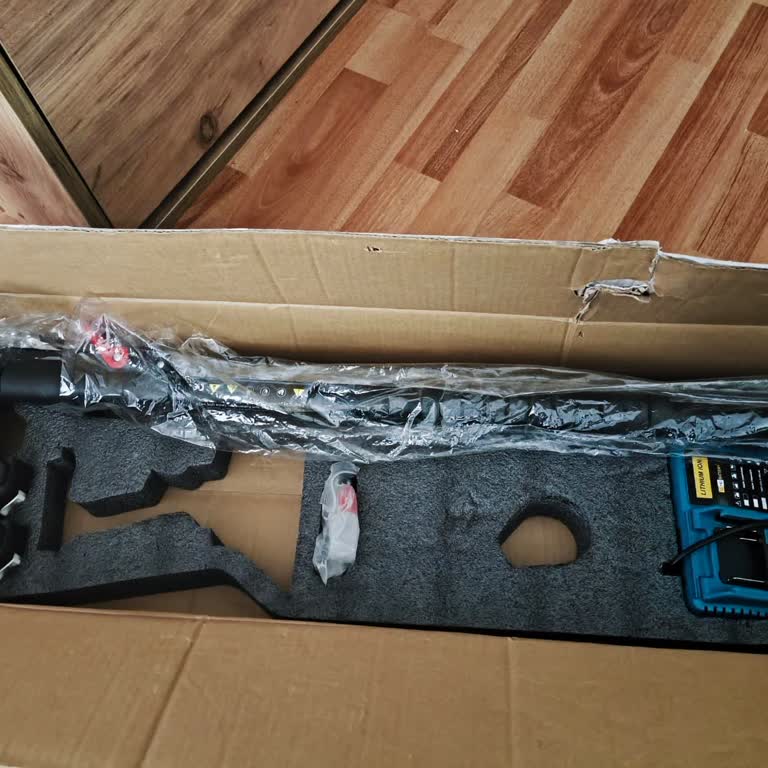 Siparişte Yanlış Renk Ve Eksik Yaprak Üfleme Makinesi