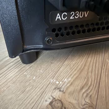 Kırılabilir Etiketi Görmezden Gelinen Kargo, Monitör Ve Kasa Ağır Hasar Aldı