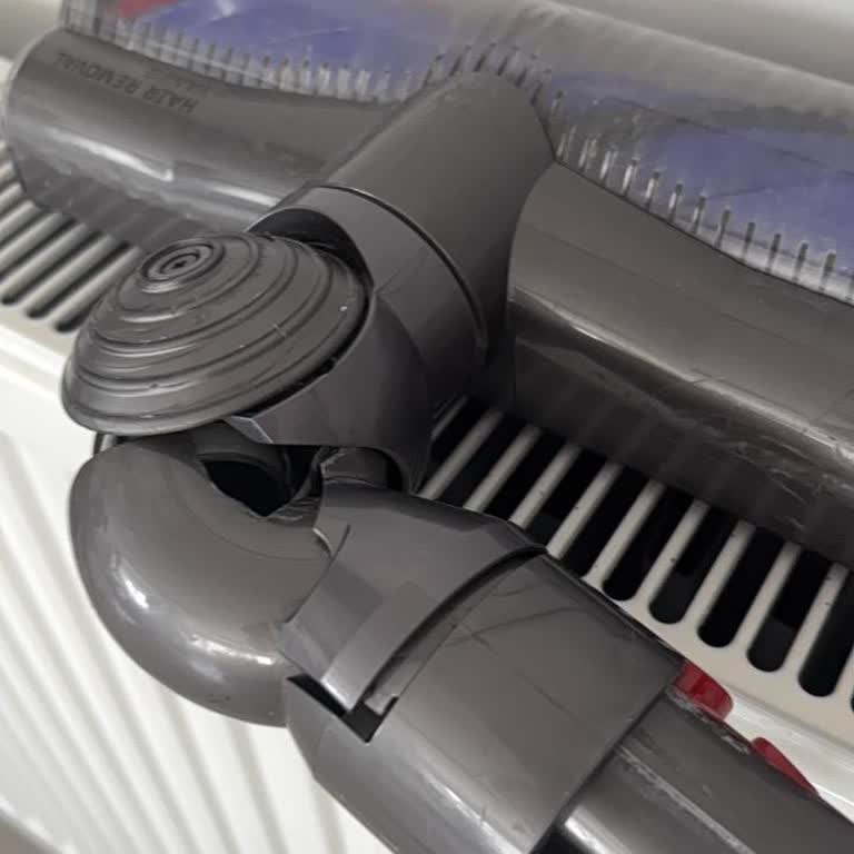 Garanti Kapsamındaki Dyson V11 Motorbar Başlığı Kırıldı, Ücretsiz Değişim Talebi