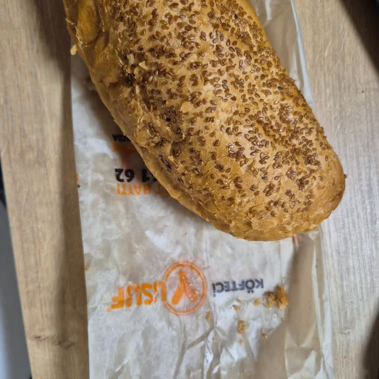 Soğuk Döner Ve Bayat Ekmeğe Karşı Tam Ücret İadesi Talebi