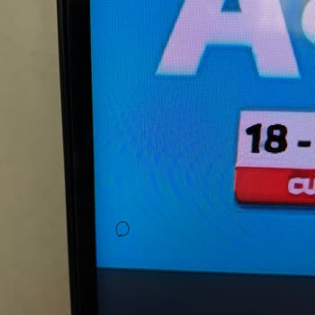 Samsung TV'de Fabrika Hatası İçin Ücretsiz İnceleme Talebi Ve 1000 TL Ücret İddiası
