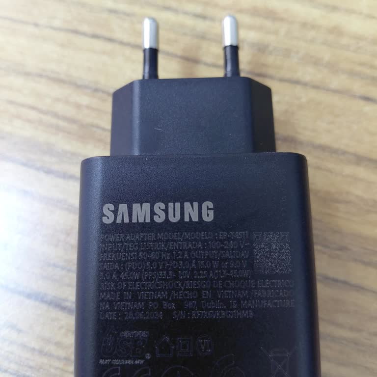 Samsung Şarj Aleti Kopma Sorunu, Teknosa’dan İade Talebi