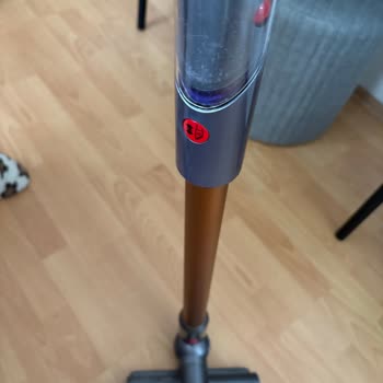 Dyson V15 Süpürgede Uzatma Borusu Çatlaklığı Garanti Dışı Tutulması