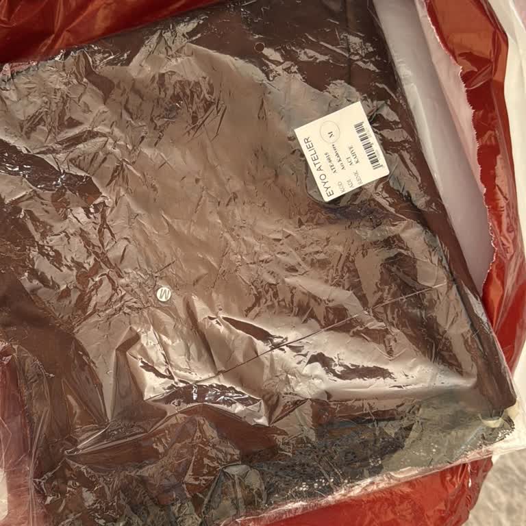 Kredi Kartımdan Tam Ödeme Çekildi, Tek Elbise Teslim Edildi