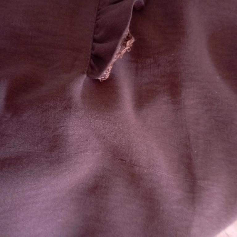 Nisvan Moda Tesettür Elbise Hem Defolu Hem De Beden Olarak Büyük Geldi