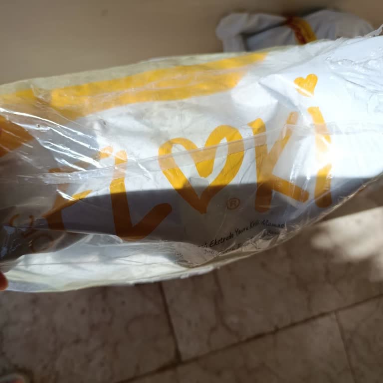 Yanlış Ve Bilinmeyen Mama Gönderimi İçin Tam İade Talebi