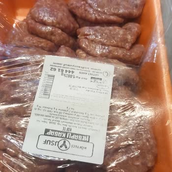 Bozulmuş Kuzu Pirzola Ve Köfte İçin İade Reddi