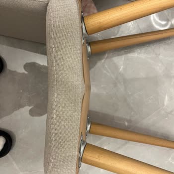 Ayıplı Sandalye İlk Kullanımda Kırıldı Ve Destek Hatalı İddia Yaptı