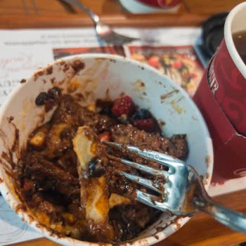 Cold Stone Creamery Forum İstanbul Şubesinde Çiğ Waffle Ve Çözüm Sunulmayan Hizmet