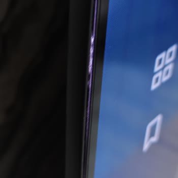 Panel Ayrılması Ve İşık Sızması Sorunu Tekrarlıyor, Servis Talebi İptal Edildi
