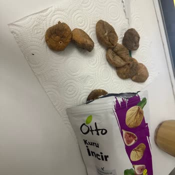 Otto Kuru İncirde Böcek Ve Kurt Varlığı Sağlık Tehlikesi