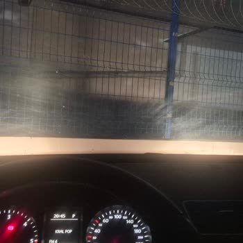 Cam Emülsiyonu Kullanımı Sonrası Ön Camda Kılcal Çizikler Ve Güvenlik Sorunu