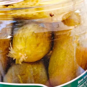 Şok Market'ten Turşu Alırken Sinekle Karşılaştım: Hijyen Ve Gıda Güvenliği Sorunu