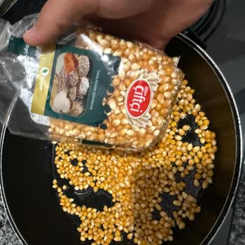 Getir Büyük'ten Satın Alınan Patlatmalık Mısırda Kurtlar Bulundu, İade Talebi