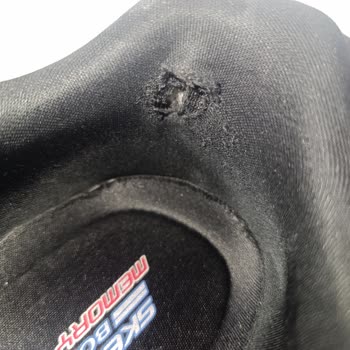 İki Ay İçinde Yırtılan Skechers Ayakkabı İçin Garanti Değişim Ve İade Talebi