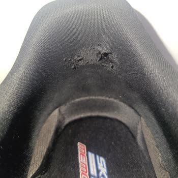 İki Ay İçinde Yırtılan Skechers Ayakkabı İçin Garanti Değişim Ve İade Talebi