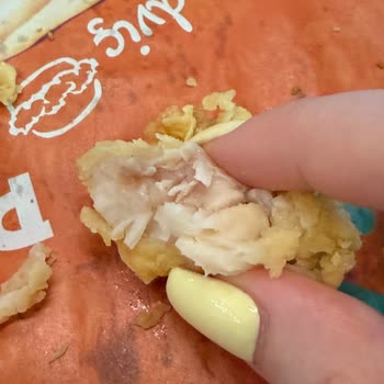 Eyüp Park AVM Popeyes Şubesinde Çiğ Tavuk Parçası