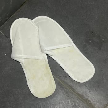 Küflü Oda Ve Kirli Yemekler Otelde Misafir Sağlığını Tehdit Ediyor