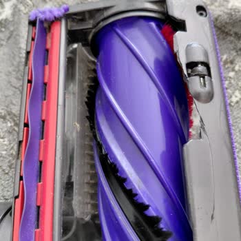 Dyson V12 Süpürge Başlık Kırığı Ve Boru Esnemesi Garanti Hakkımı İhlal Ediyor