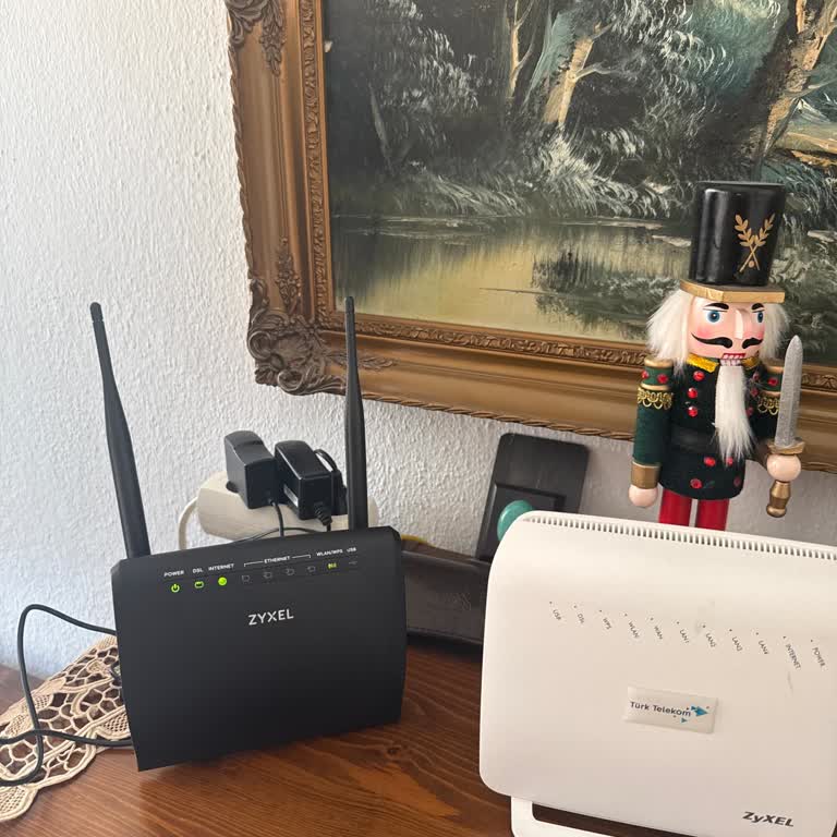 Türk Telekom İnternet Kesintisi Çalışma Şartlarımı Bozuyor, Acil Çözüm Bekliyorum