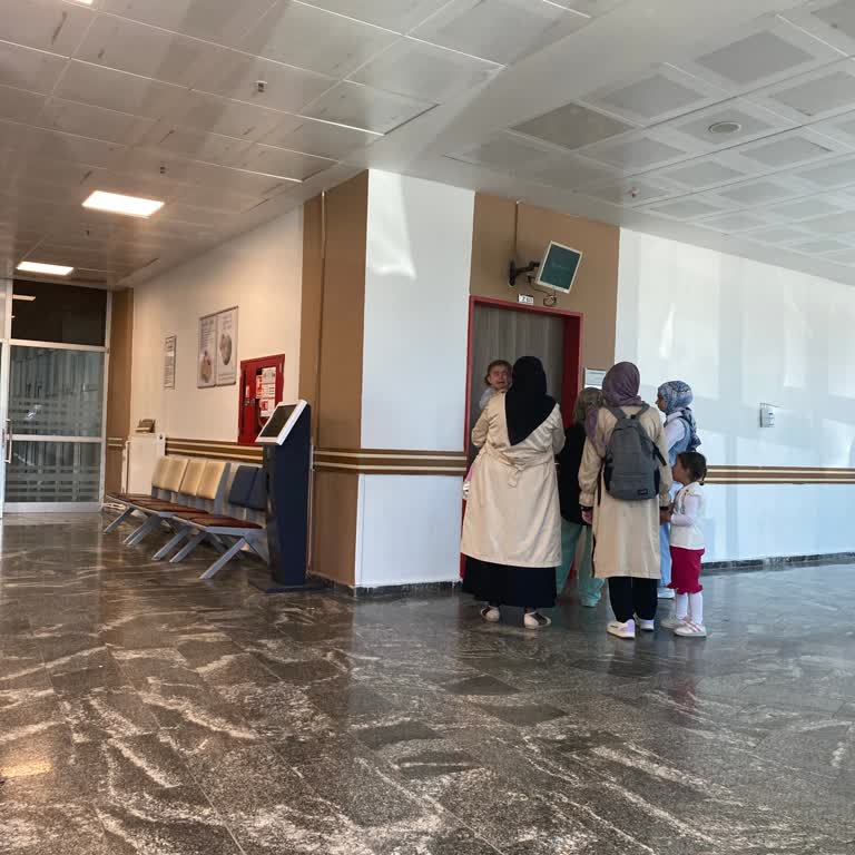 Kadın Doğum Polikliniğinde Tek Doktor Nedeniyle Uzun Bekleme