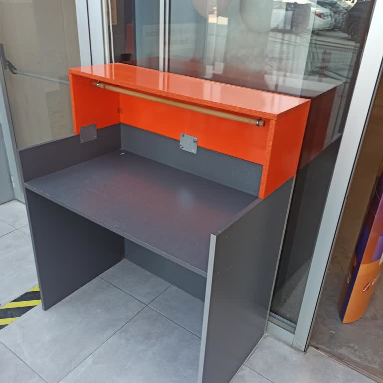 Koçtaş Mağazasında Hediye Paketleme Eksikliği Ve Personelin Kaba Üslubu