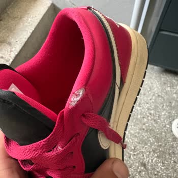 Nike Jordan Air 1 Low Ayakkabım Kısa Sürede Yırtıldı Ve Garanti Kapsamı Dışında Bırakıldı