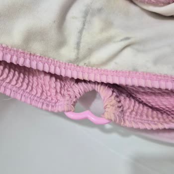 Kusurlu Bikini Üstündeki Delikler Ve Astar Sararmaları Nedeniyle İade Talebi