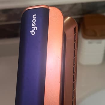 Dyson Servisi Eksik Parçalı Ürün Gönderdi, Müşteri Mağdur
