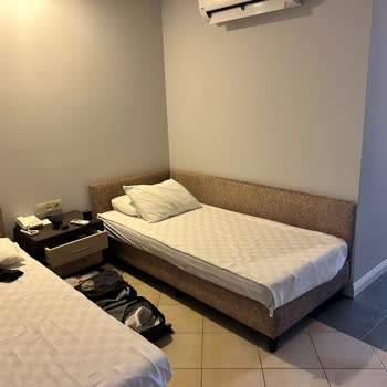 Tanıtılan Oda Ve Disko Gerçekle Uyuşmadı Temizlik Ve Güvenlik Sorunları Yaşadım