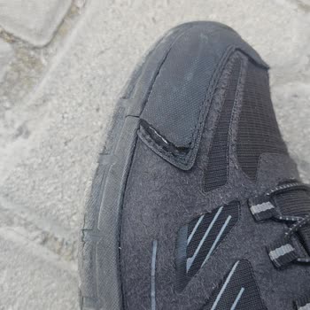 Deichmann Ayakkabısı 7 Ayda Yırtıldı Ve İşimi Zorlaştırdı