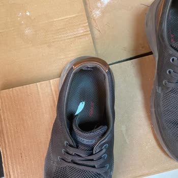 Skechers Ayakkabısında Üretim Hatası İddiası Ve İade Talebi