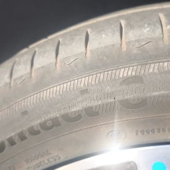 Patlayan Lastik Ve Yetersiz Yol Yardımı Sonrası Büyük Maddi Ve Güvenlik Mağduriyeti