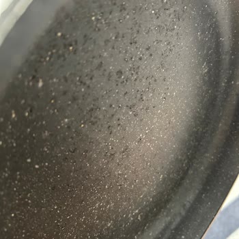 Kısa Sürede Kabaran Granit Tava Setinde Garanti Reddi