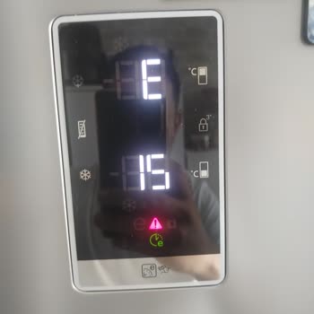 Beko Buzdolabının Tekrarlayan E15 Arızası Ve Soğutma Problemi