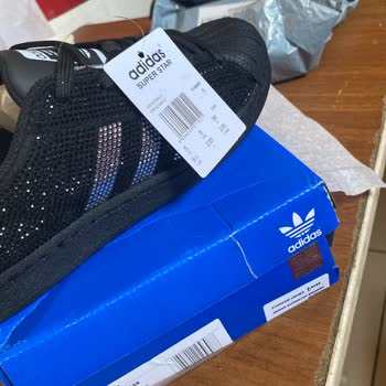 Sahte Adidas Superstar Ürünü Ve Destek Sorunları