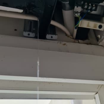 Montaj Hatası Sonrası Su Sızıntısı Ve Parke Hasarı