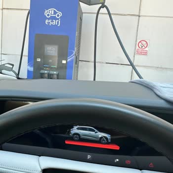 Togg T10X Uzun Menzil Araçta Silecek Ve Şarj Arızaları Nedeniyle İkame Araç Verilmemesi
