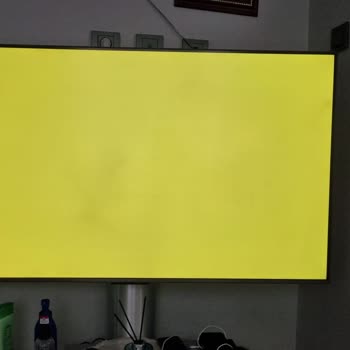 Ekrandaki Lekeler Ve 45 Gün Süren Servis Bekleyişi: Çözüm Talebi