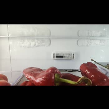 Üst Bölmesi Sürekli Buz Tutuyor, Servis Sorun Çözmüyor