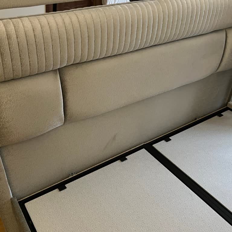 Kilim Mobilya'dan Alınan Shelter Yatak Başlığında İşçilik Hatası Ve Çözüm Talebi